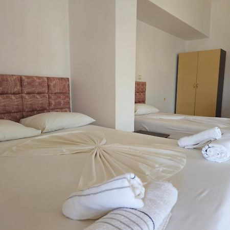 Villa Roku Ksamil Dış mekan fotoğraf