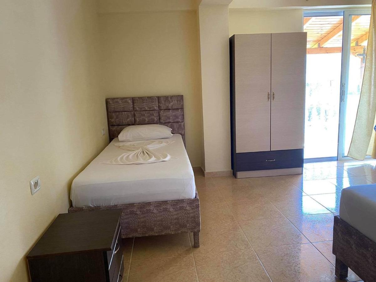 Villa Roku Ksamil Dış mekan fotoğraf