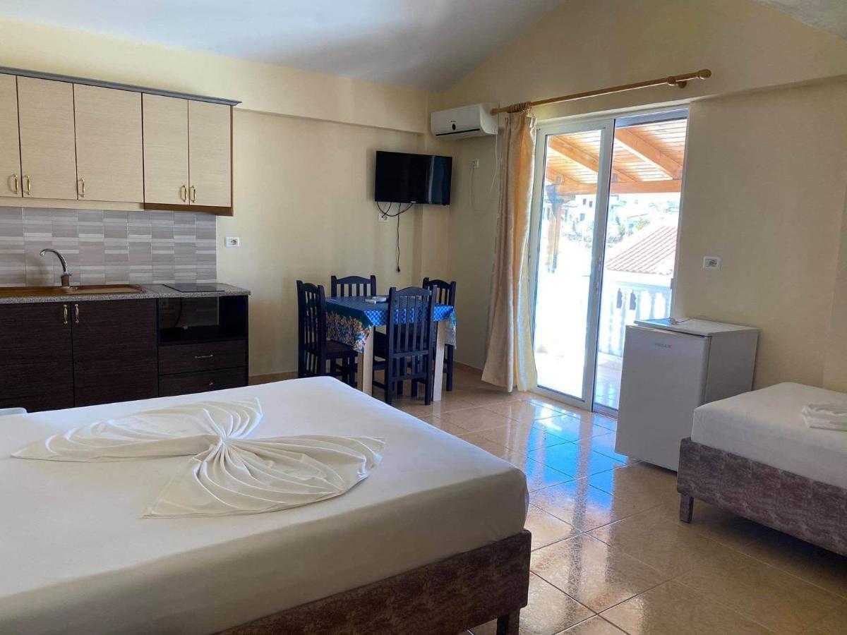 Villa Roku Ksamil Dış mekan fotoğraf