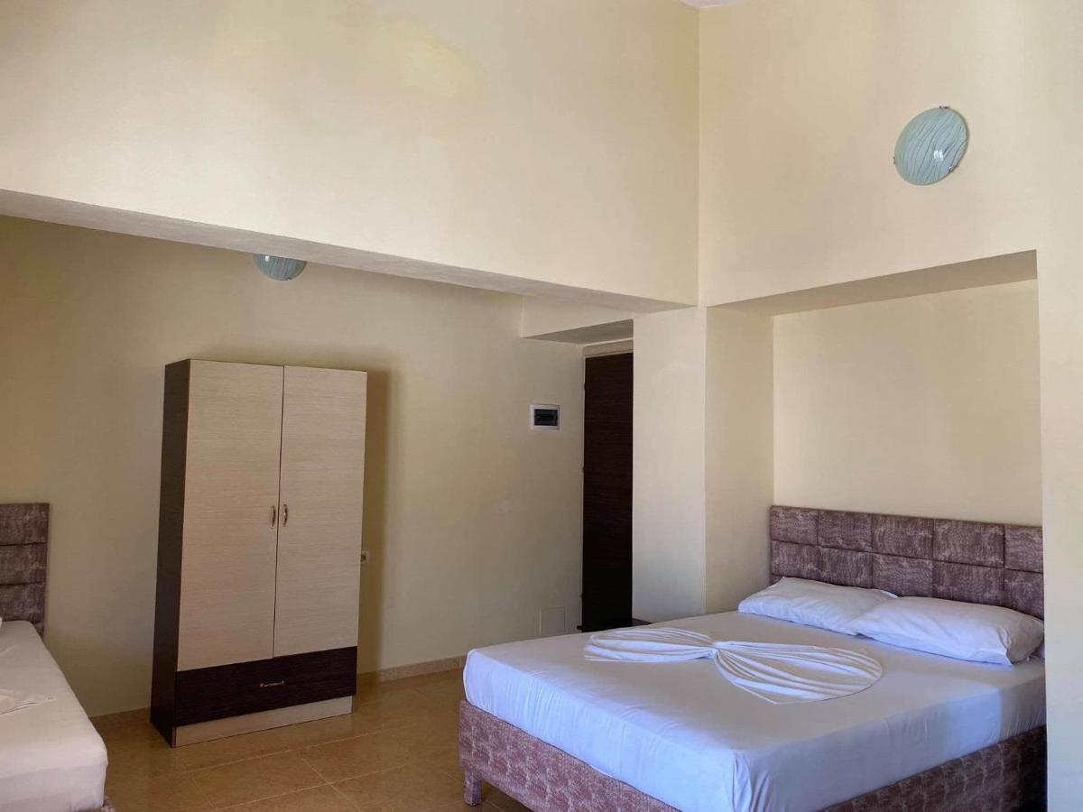 Villa Roku Ksamil Dış mekan fotoğraf