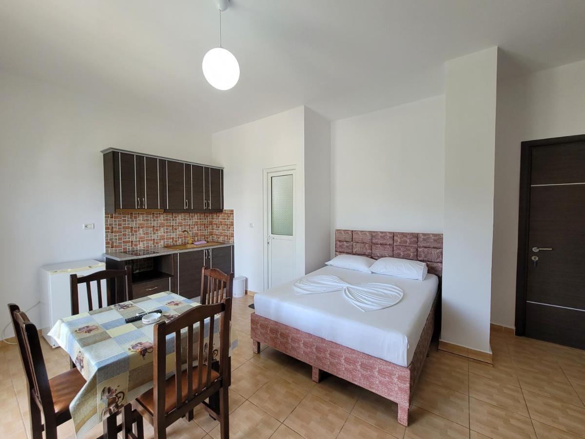 Villa Roku Ksamil Dış mekan fotoğraf
