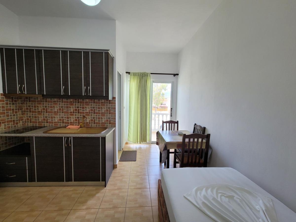 Villa Roku Ksamil Dış mekan fotoğraf