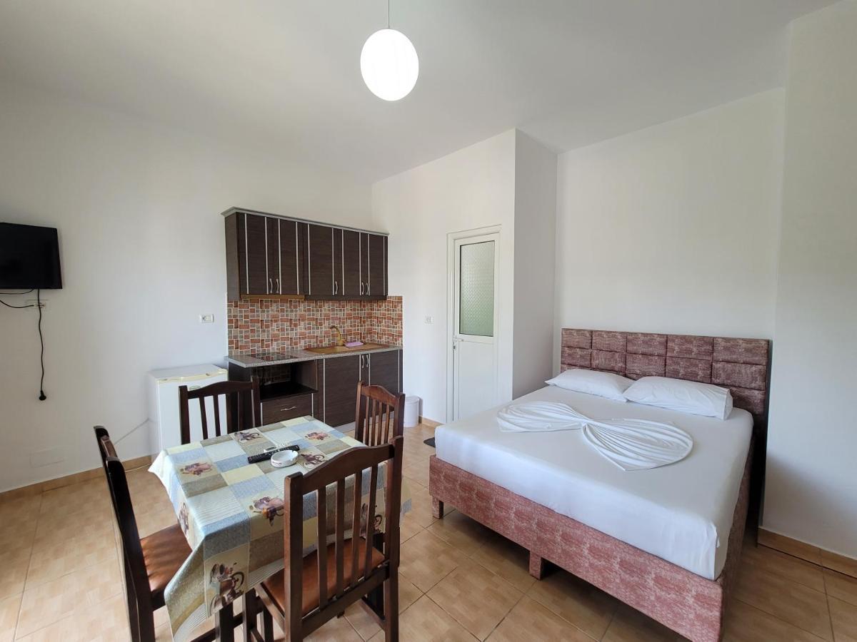 Villa Roku Ksamil Dış mekan fotoğraf