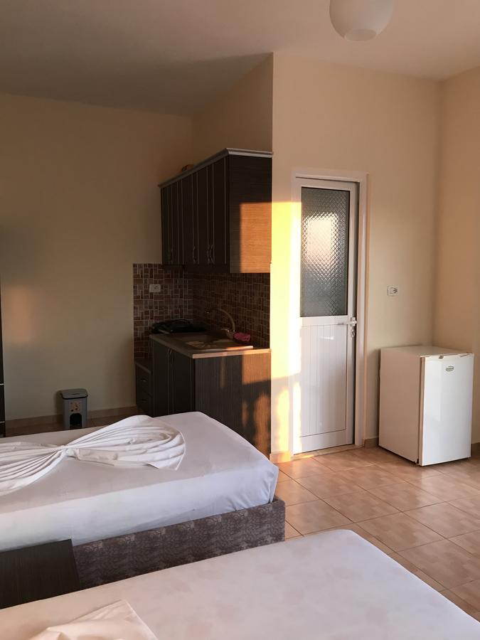 Villa Roku Ksamil Dış mekan fotoğraf