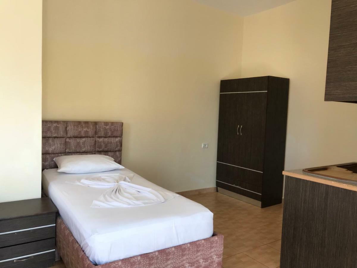 Villa Roku Ksamil Dış mekan fotoğraf